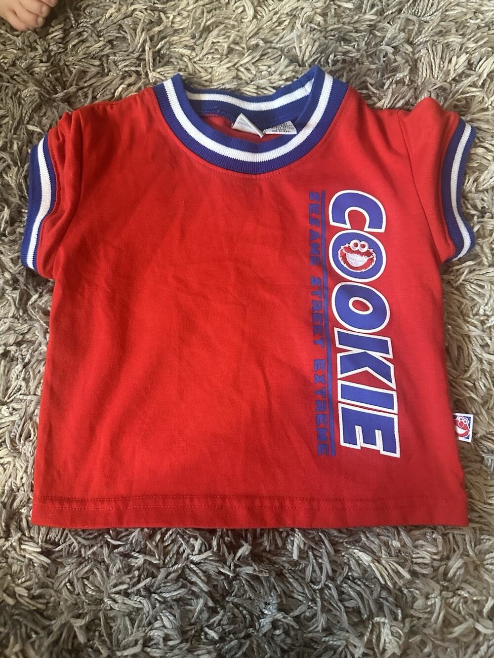 Vintage Y2K Character Kidcore Sesame Street Cookie Monster Red Boys Shirt 2T